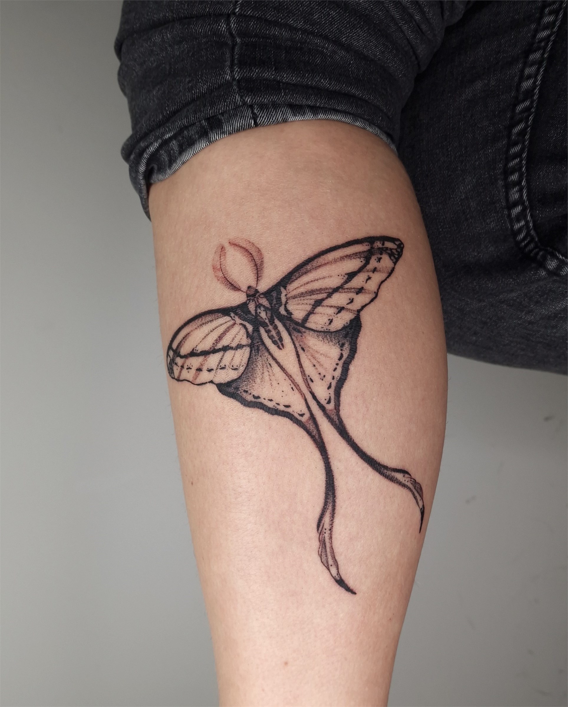 Black and grey tattoo on the arm — Gruntins Tattoo, Liepāja